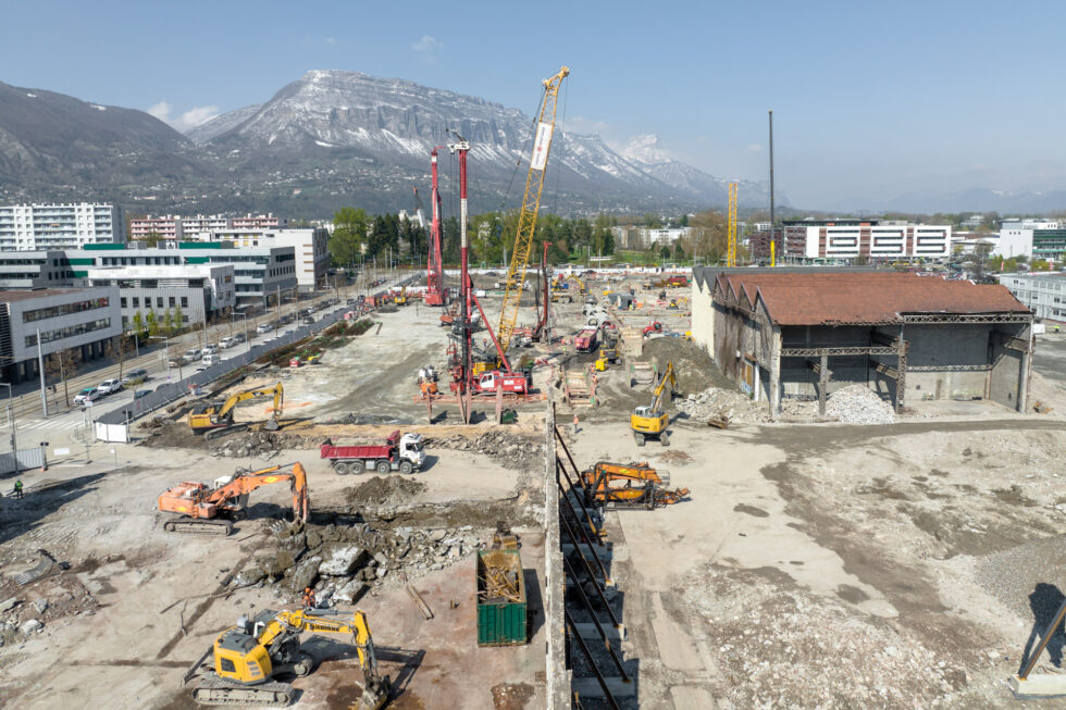Neyrpic_2022.04.04_2X3_jguillou.cbl